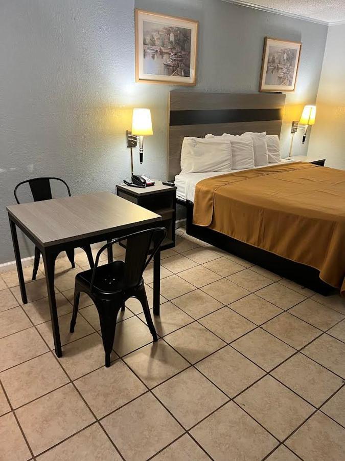 Executive Inn Mercedes Weslaco Extérieur photo